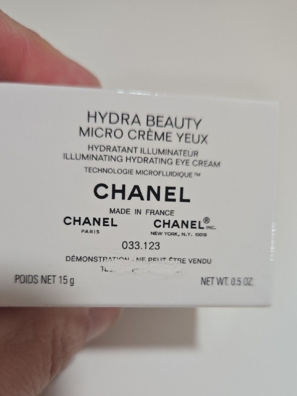 CHANEL Hydra Beauty Micro Creme Yeux! - Picture 4 of 5